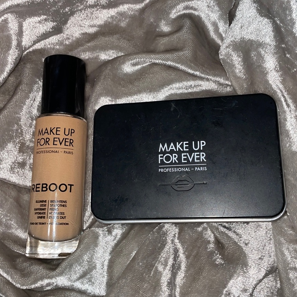 MAKEUPFOREVER REBOOT FOUNDATION Y365 & MATTE BLURRING POWDER FOUNDATION